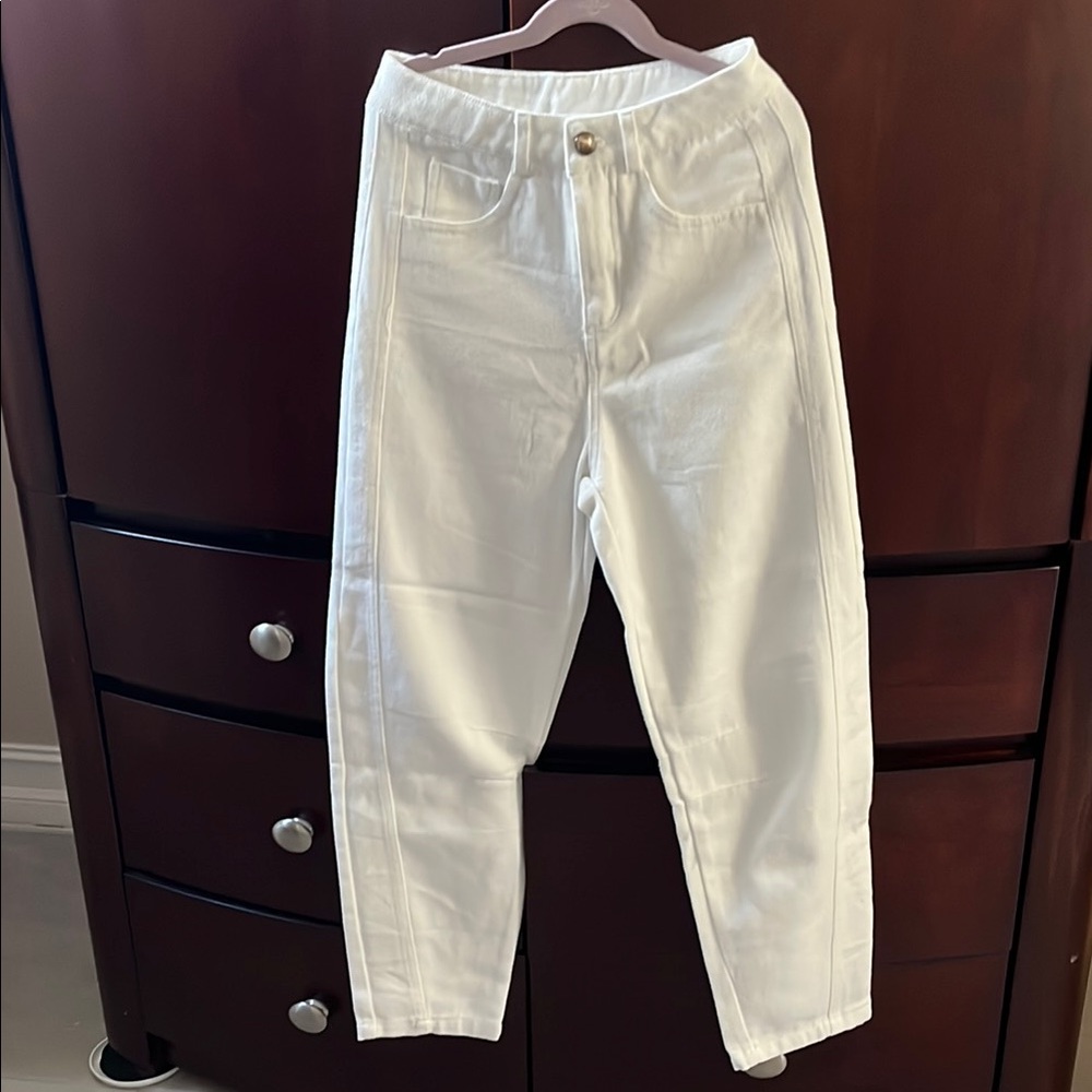 Women's White Barrel Jeans